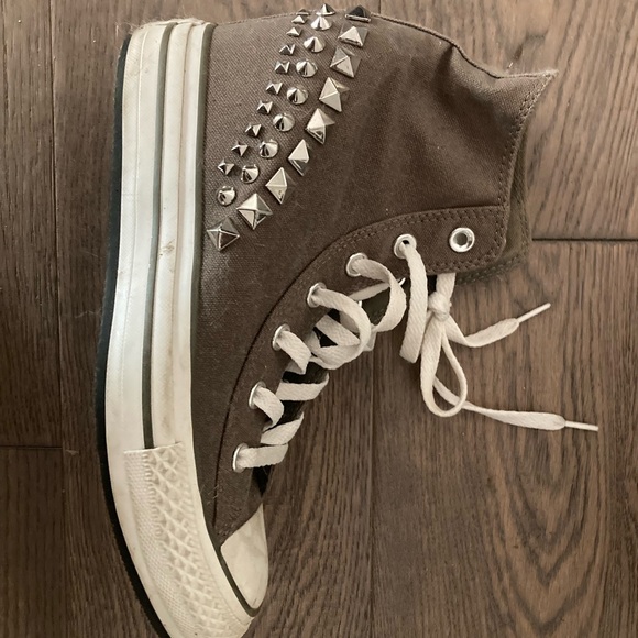 Converse Chuck Taylor All Stars Gray Studded Hi High Top Ankle Boots Sneakers - Picture 7 of 10